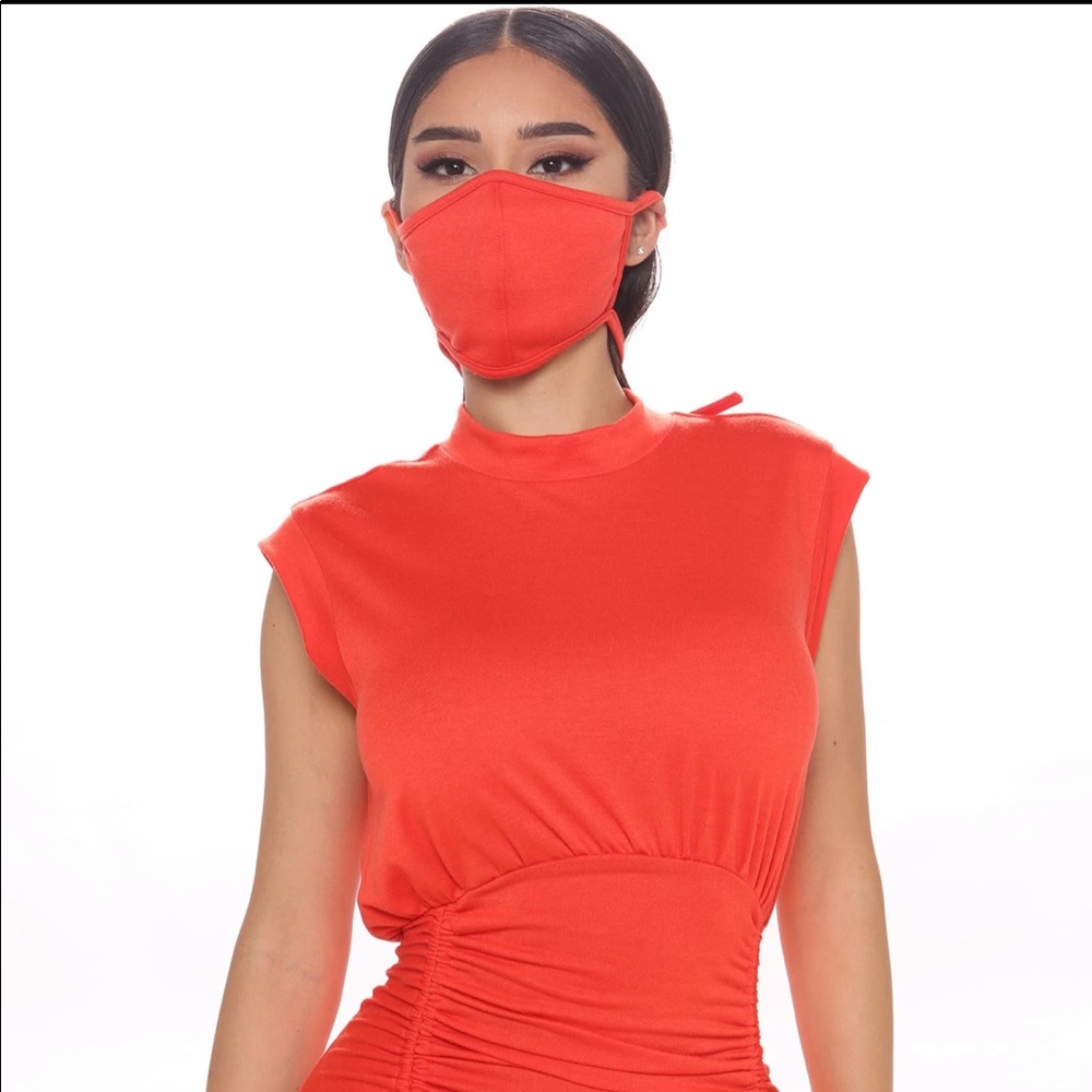 Fashion nova ruched dress with matching mask